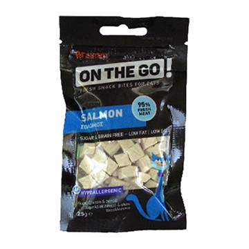 On The Go Chicken Bites Λιχουδιές Γάτας με Σολομό 25gr